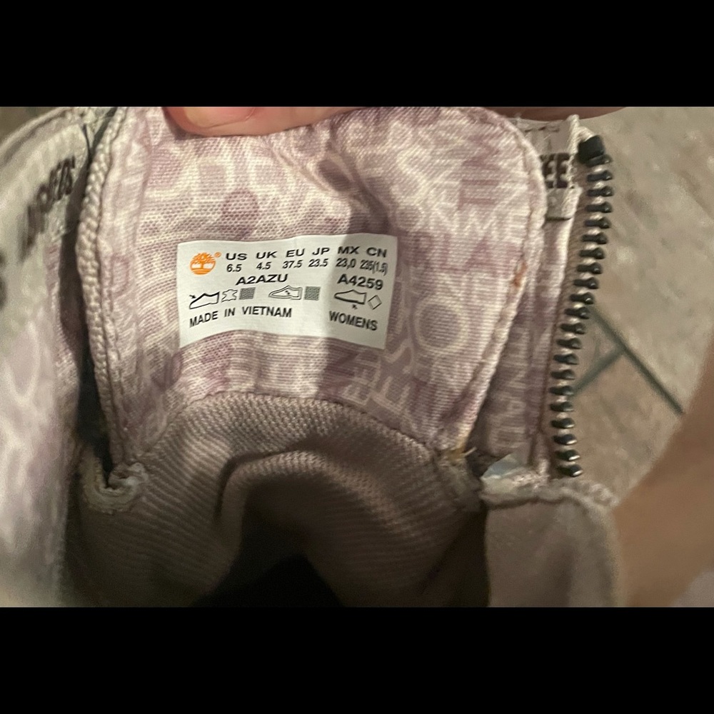 Timberlands - Picture 7 of 7